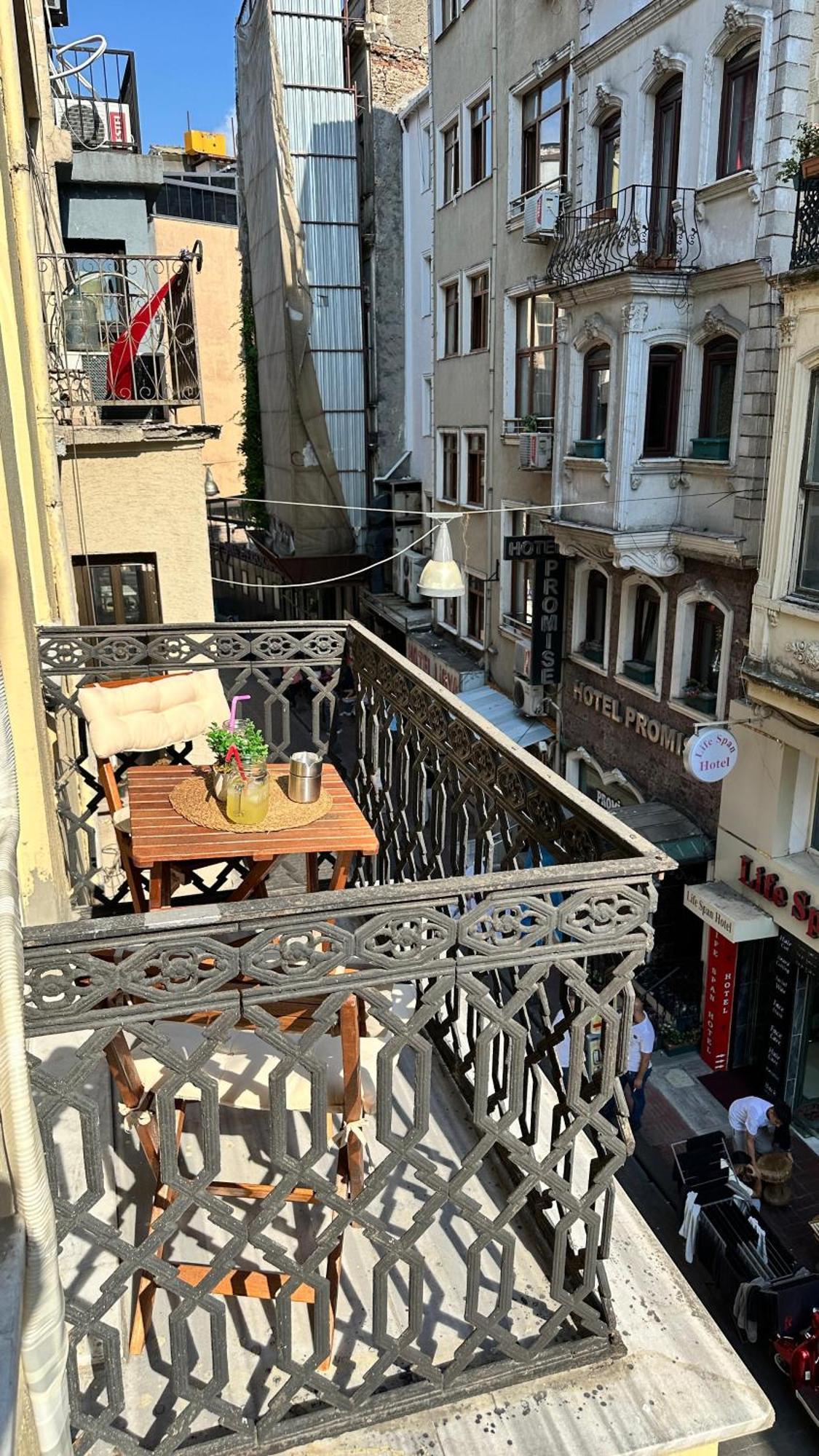 New Pera Aparthotel Istanboel